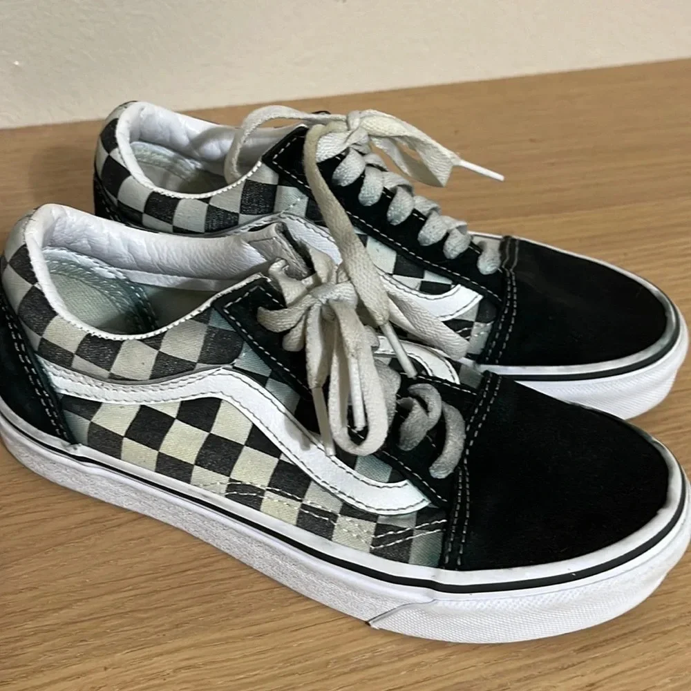 Vans Off The Wall - Old Skool Checkerboard - Suede Sneakers - Black/White sz 5 - Picture 1 of 16